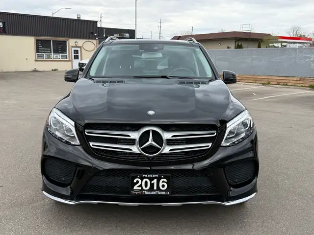 2016 Mercedes-Benz GLE-Class 4MATIC GLE 350d |AMG|ACCIDENT FREE| - Photo 2