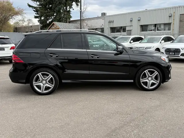2016 Mercedes-Benz GLE-Class 4MATIC GLE 350d |AMG|ACCIDENT FREE| - Photo 4