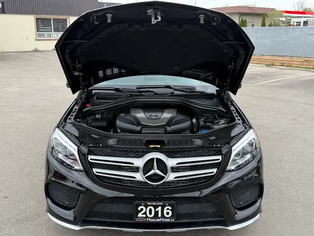 2016 Mercedes-Benz GLE-Class 4MATIC GLE 350d |AMG|ACCIDENT FREE| - Photo 10