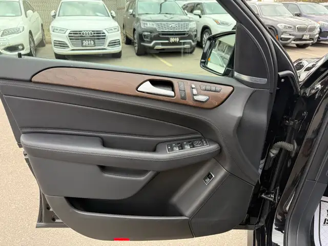 2016 Mercedes-Benz GLE-Class 4MATIC GLE 350d |AMG|ACCIDENT FREE| - Photo 14