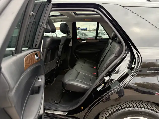 2016 Mercedes-Benz GLE-Class 4MATIC GLE 350d |AMG|ACCIDENT FREE| - Photo 18