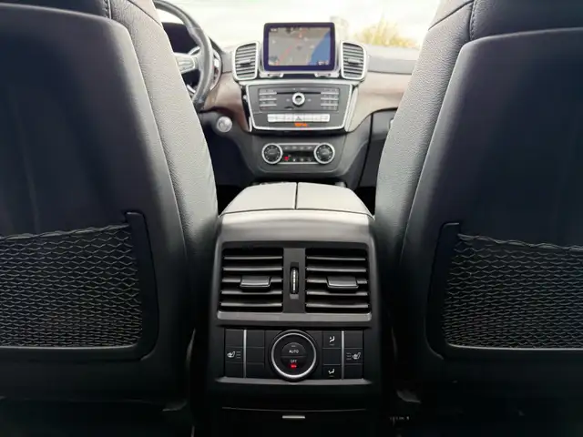 2016 Mercedes-Benz GLE-Class 4MATIC GLE 350d |AMG|ACCIDENT FREE| - Photo 31