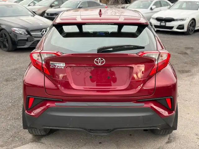 2018 Toyota C-HR XLE - Photo 5