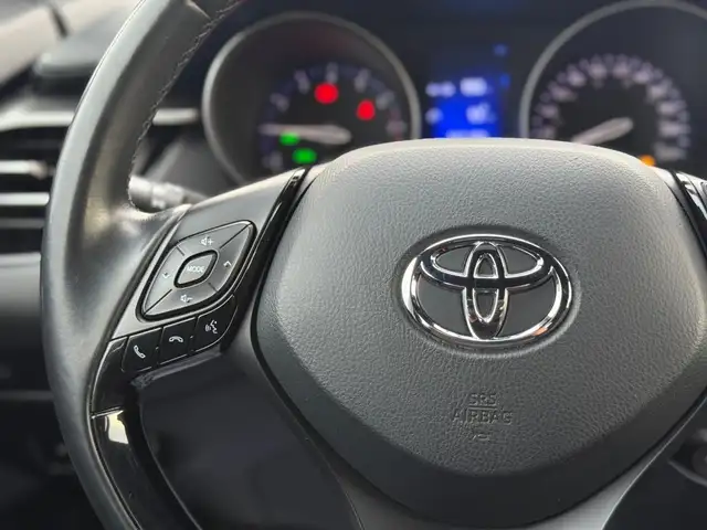 2018 Toyota C-HR XLE - Photo 16