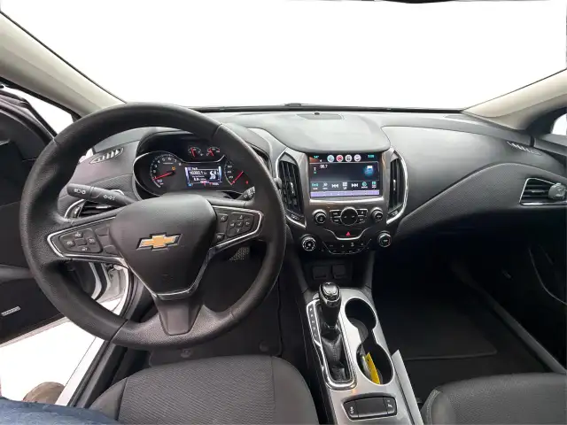 2017 Chevrolet Cruze LT - Photo 19