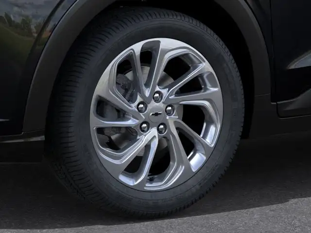 2027 Chevrolet Bolt - Photo 9