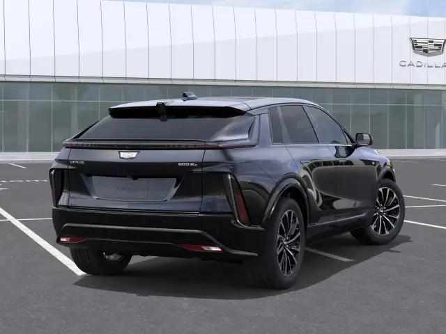 2026 Cadillac LYRIQ - Photo 4