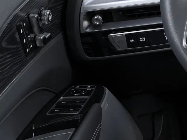 2026 Cadillac LYRIQ - Photo 22