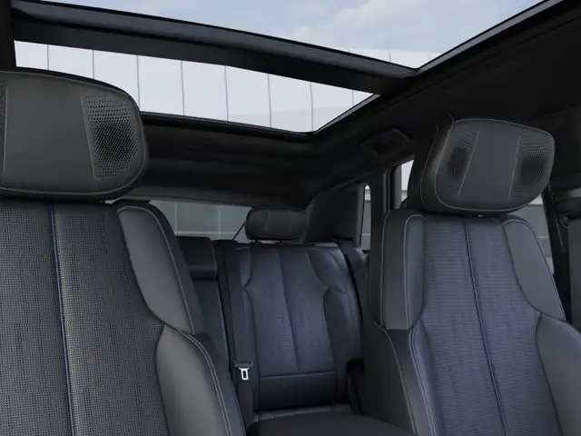 2026 Cadillac LYRIQ - Photo 24