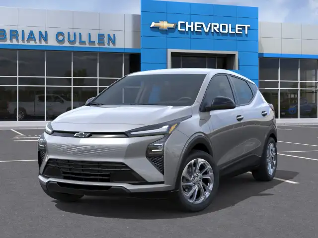2027 Chevrolet Bolt - Photo 6