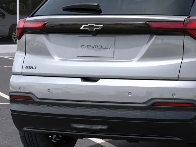 2027 Chevrolet Bolt - Photo 14