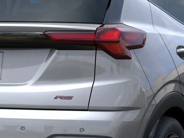 2027 Chevrolet Bolt - Photo 11