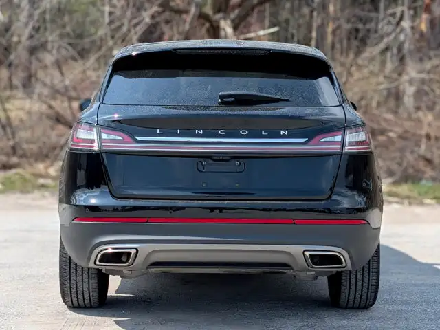 2023 Lincoln Nautilus Reserve- Pano Vista Roof - Back-Up Camera - Photo 10