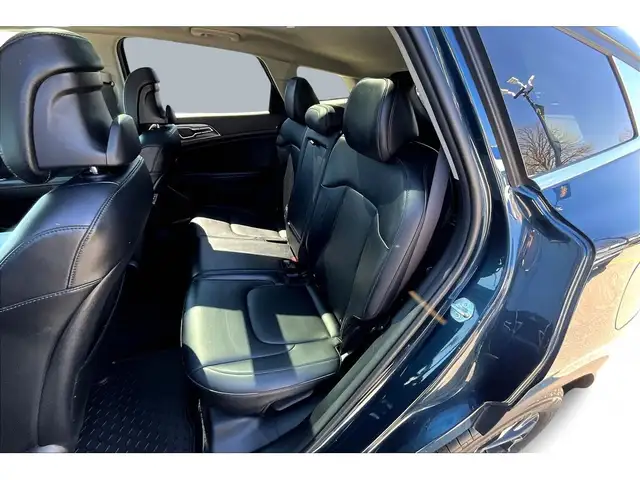 2023 Kia Sportage AWD | LEATHER | PANORAMIC SUNROOF | BLIND SPOT - Photo 10