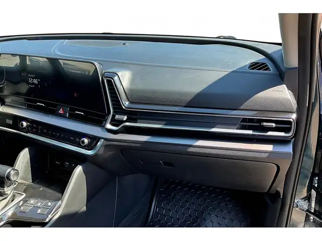 2023 Kia Sportage AWD | LEATHER | PANORAMIC SUNROOF | BLIND SPOT - Photo 19
