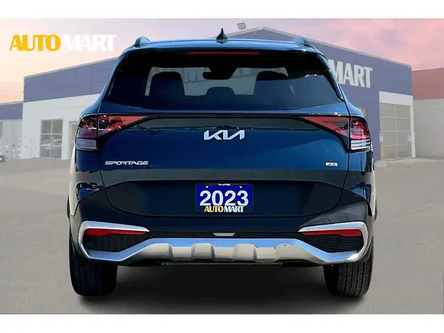 2023 Kia Sportage AWD | LEATHER | PANORAMIC SUNROOF | BLIND SPOT - Photo 24