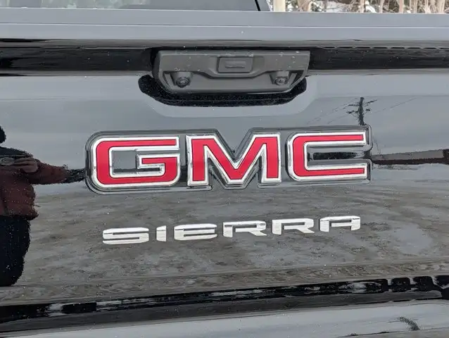 2026 GMC Sierra 1500 SLE- Wi-Fi Hotspot Capable - Photo 14