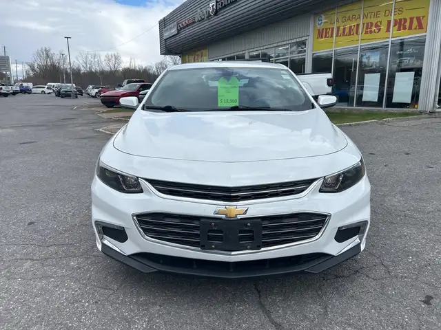 2016 Chevrolet Malibu LT - Photo 2