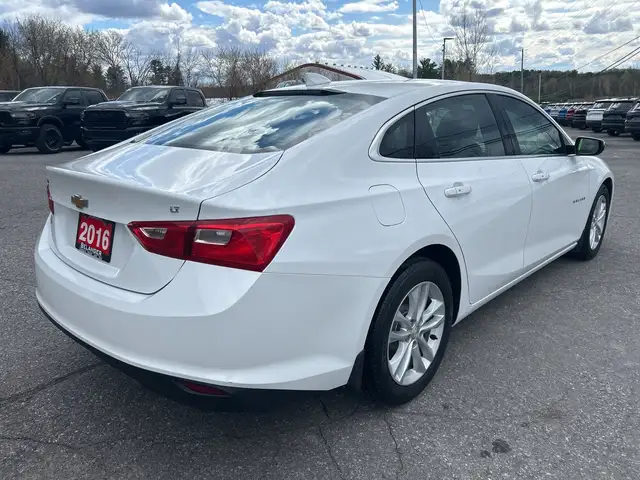 2016 Chevrolet Malibu LT - Photo 7