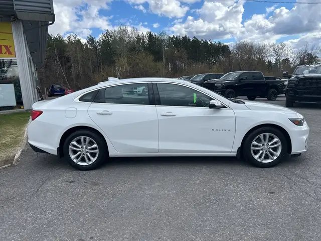 2016 Chevrolet Malibu LT - Photo 8