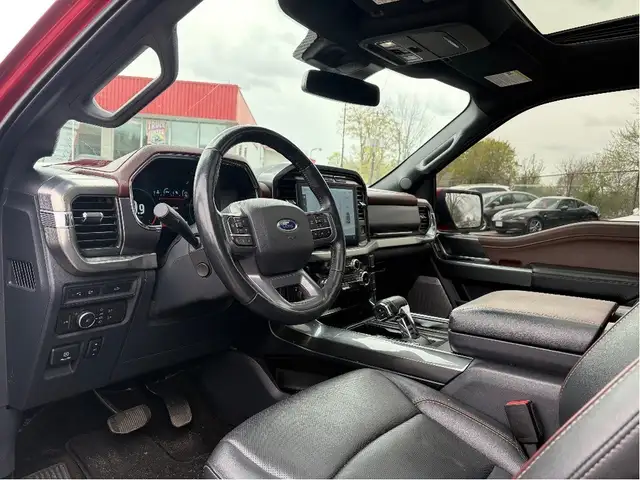 2022 Ford F-150 LARIAT, SUNROOF, POWER RUNNING BOARDS & TAILGATE - Photo 12