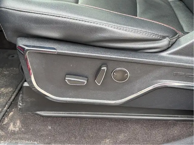 2022 Ford F-150 LARIAT, SUNROOF, POWER RUNNING BOARDS & TAILGATE - Photo 15
