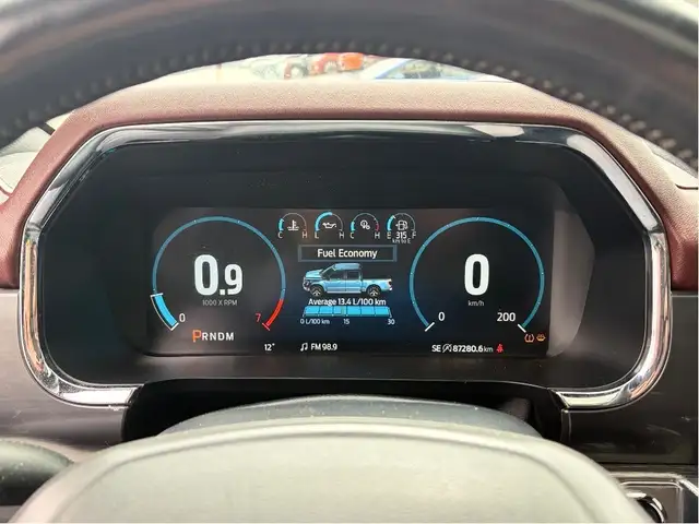 2022 Ford F-150 LARIAT, SUNROOF, POWER RUNNING BOARDS & TAILGATE - Photo 22