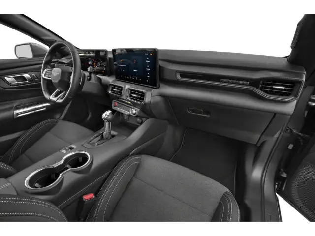 2026 Ford Mustang - Photo 12