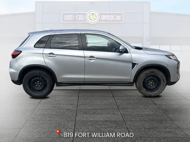 2024 Mitsubishi RVR - Photo 8
