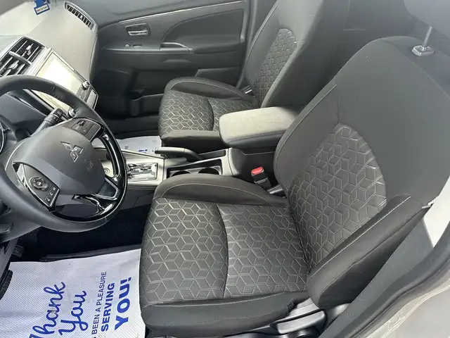 2024 Mitsubishi RVR - Photo 11
