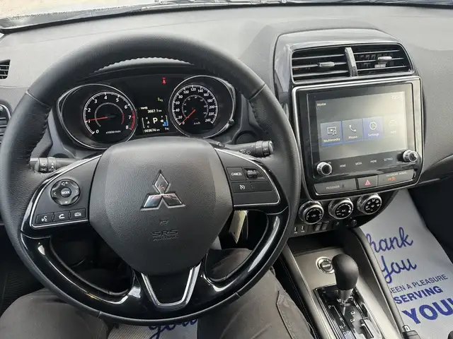 2024 Mitsubishi RVR - Photo 14