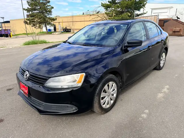 2013 Volkswagen Jetta Sedan 4dr 2.5L Sportline - Photo 5
