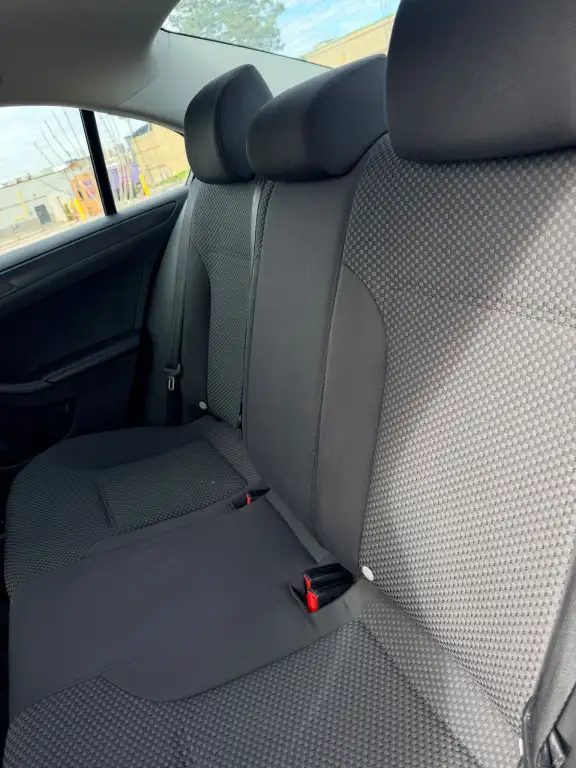 2013 Volkswagen Jetta Sedan 4dr 2.5L Sportline - Photo 12