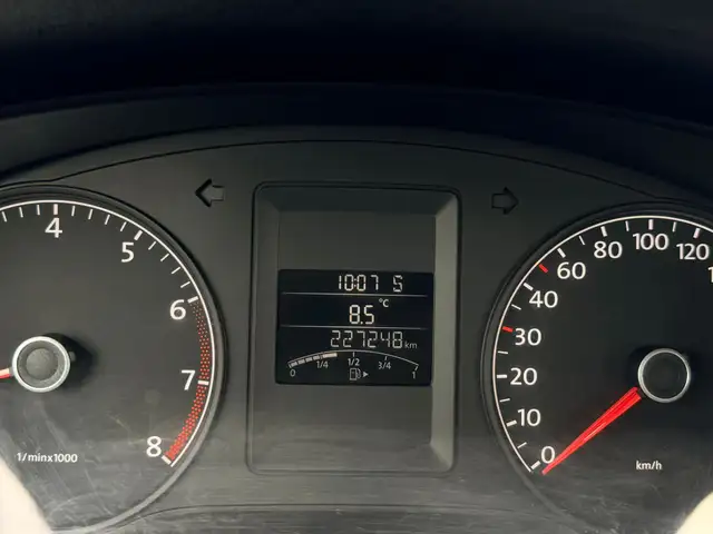 2013 Volkswagen Jetta Sedan 4dr 2.5L Sportline - Photo 24