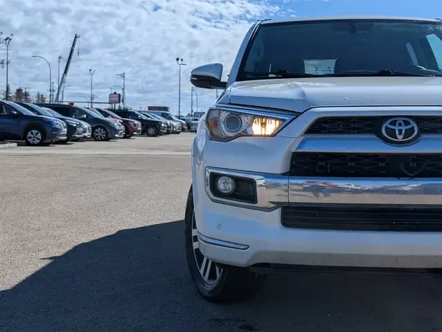 2015 Toyota 4Runner SR5 - Photo 11