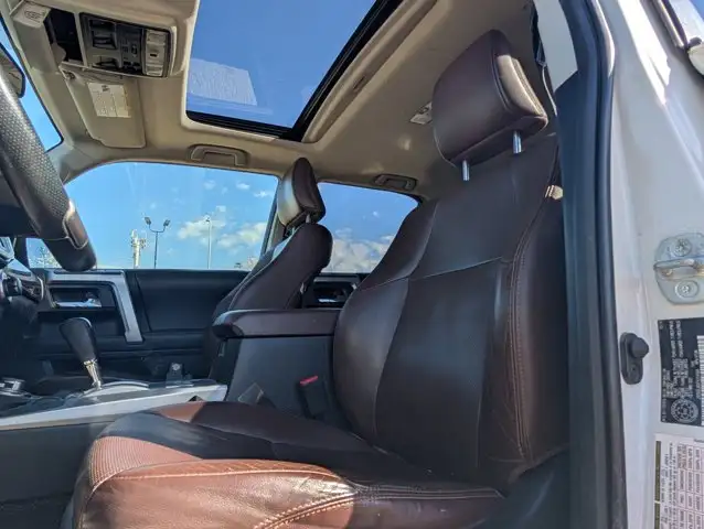 2015 Toyota 4Runner SR5 - Photo 15