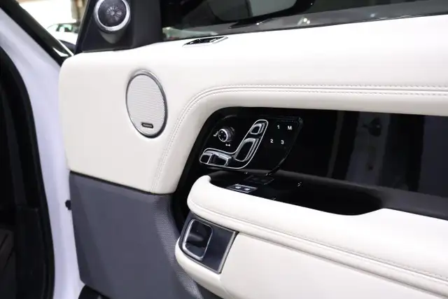 2022 Land Rover Range Rover Westminster | CLEAN CARFAX | SERVICE - Photo 25