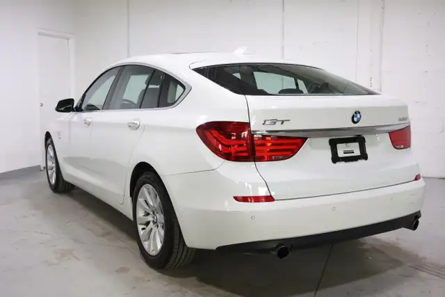 2011 BMW 535i xDrive Gran Turismo | CLEAN CARFAX | NEW ARRIVAL - Photo 4