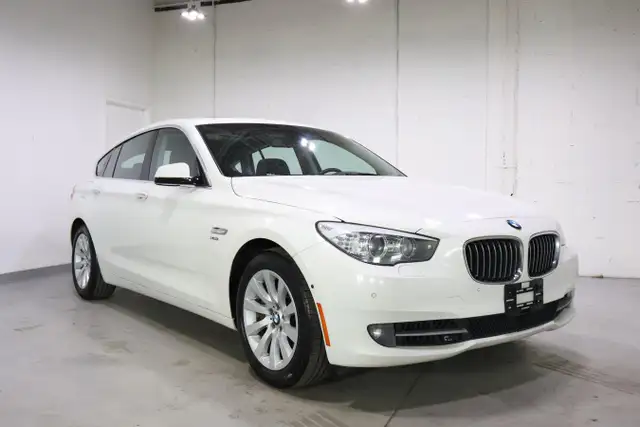 2011 BMW 535i xDrive Gran Turismo | CLEAN CARFAX | NEW ARRIVAL - Photo 8