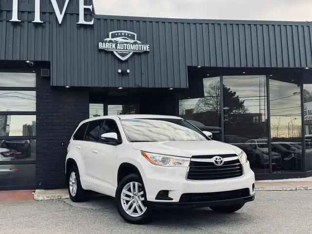 2015 Toyota Highlander AWD 4dr LE - Photo 2