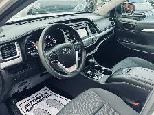 2015 Toyota Highlander AWD 4dr LE - Photo 7