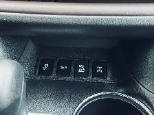 2015 Toyota Highlander AWD 4dr LE - Photo 13