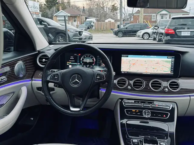 2017 Mercedes-Benz E-Class E300 4MATIC - Photo 12