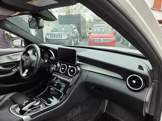 Mercedes-Benz C300 4MATIC 2018 C300 AWD NAV CUIR BAS KILO - Photo 10