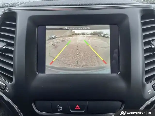 2020 Jeep Cherokee North | V6 | Power Liftgate | Blind-Spot - Photo 25