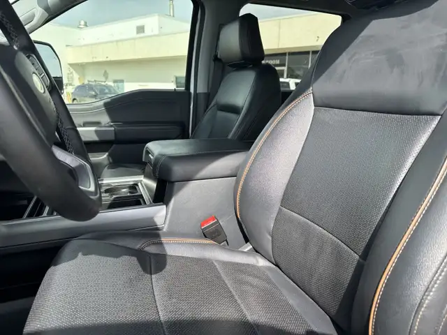 2026 Ford F-350 Super Duty Lariat - Navigation - Photo 2