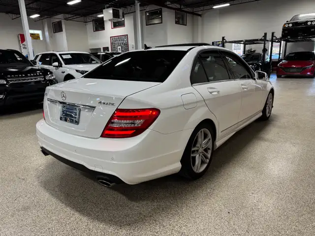 2013 Mercedes-Benz C-Class C300 4MATIC|NAVIGATION - XENON HEADLI - Photo 3