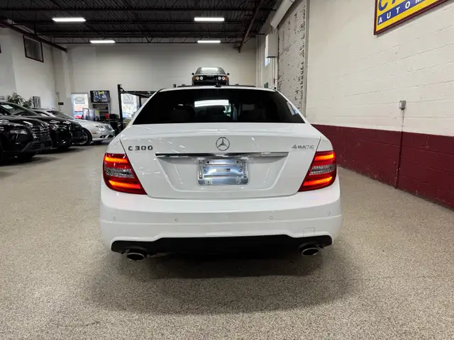2013 Mercedes-Benz C-Class C300 4MATIC|NAVIGATION - XENON HEADLI - Photo 4