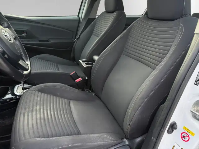 2018 Toyota Yaris SE | CLEAN CARFAX | ONE-OWNER | BACK-UP CAM | - Photo 12