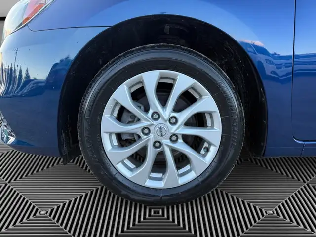 2019 Nissan Sentra SV | CLEAN CARFAX | BACK-UP CAM | BLUETOOTH | - Photo 9
